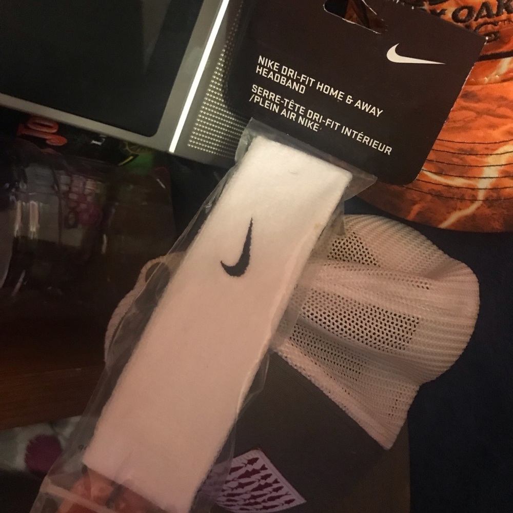 Nike headband brand new